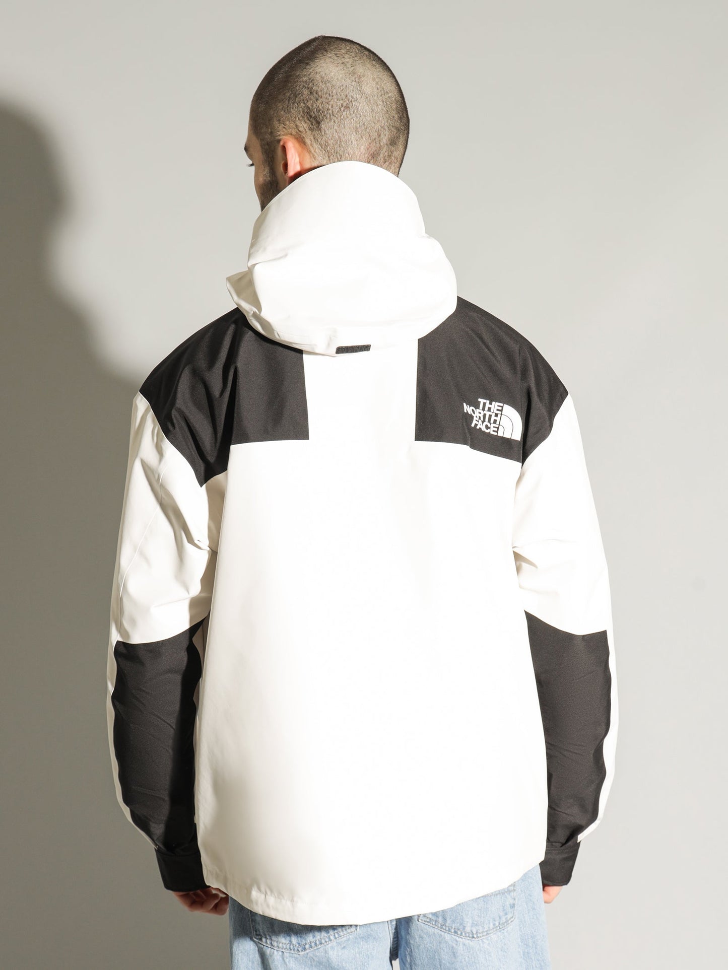 1986 Future Light Mountain Jacket in Gardenia White